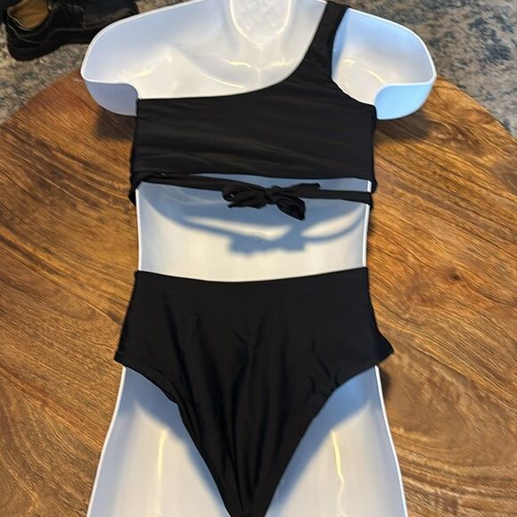 KEYLOWS CUT OUT SIDE TIE BLACK MONOKINI medium - Picture 4 of 6